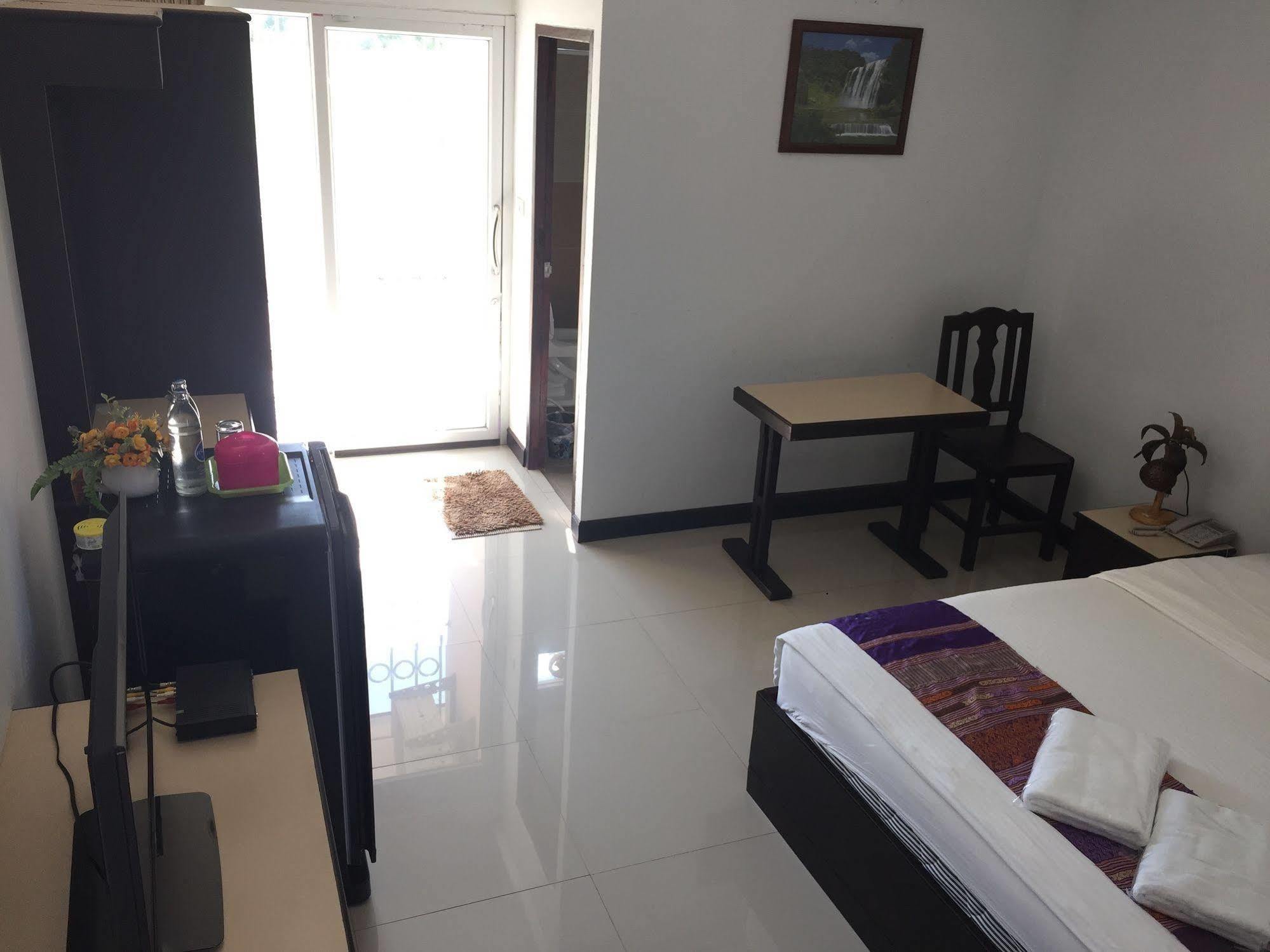 The Family Grand Hotel Udon Thani Exterior foto